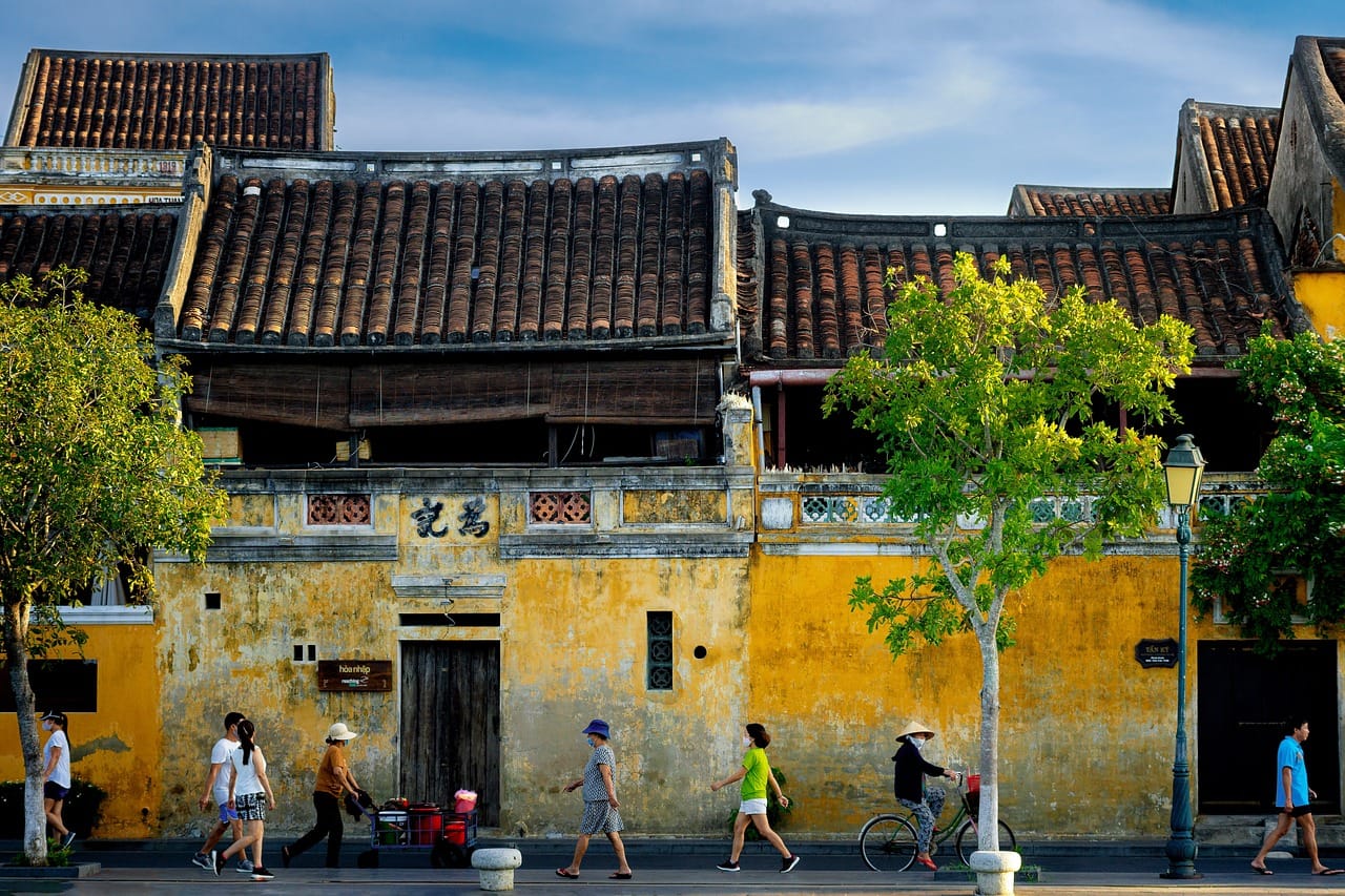 The yellow walls of the old town at seven in the morning.